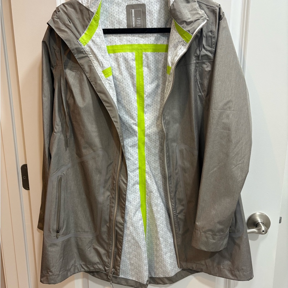 Mondetta Gray rain Jacket